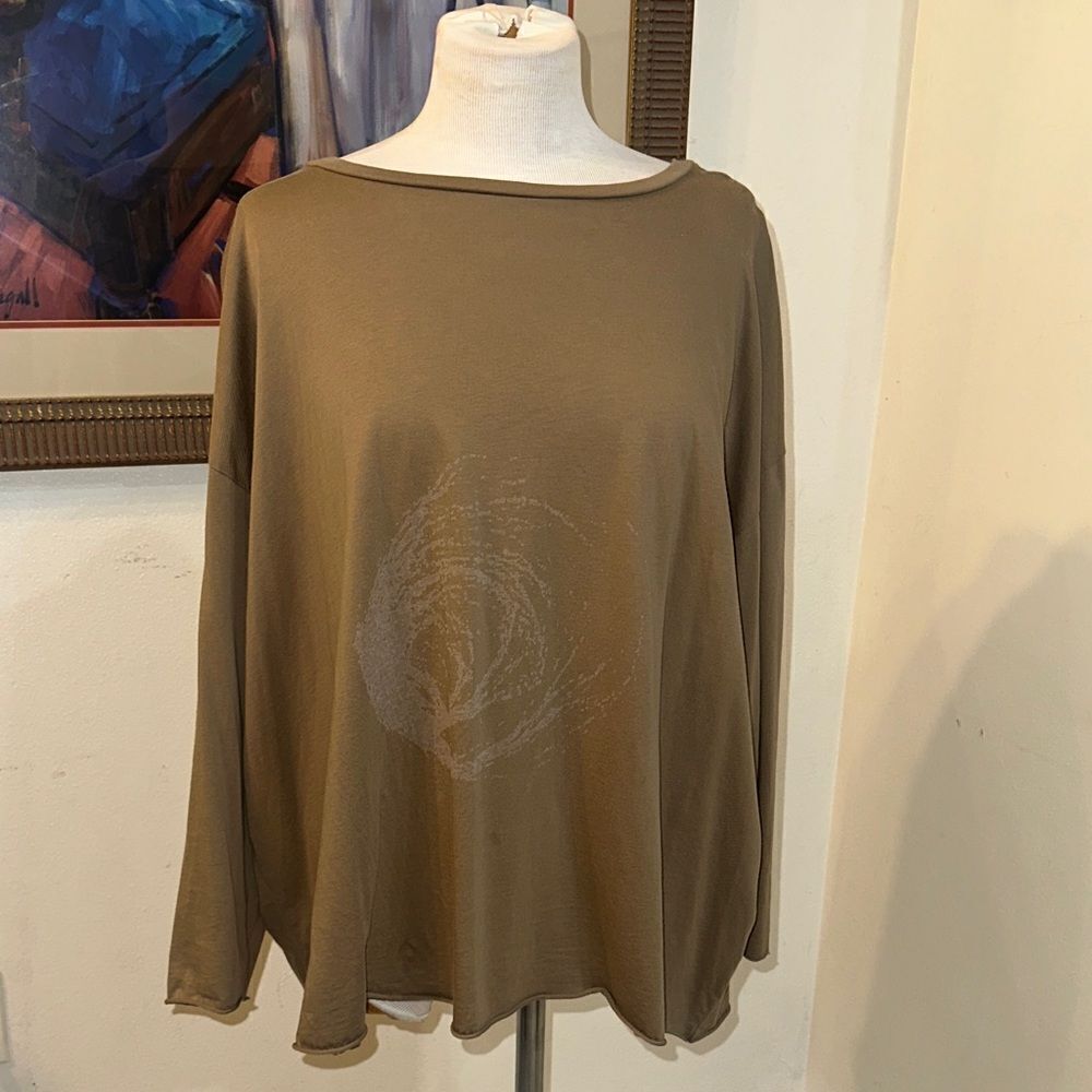 PLANET by Lauren G. Brown Swirled Graphic Top  One Size Fits All